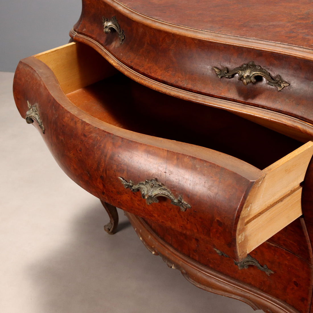  | Antiques  Chest of Drawers & Commodes