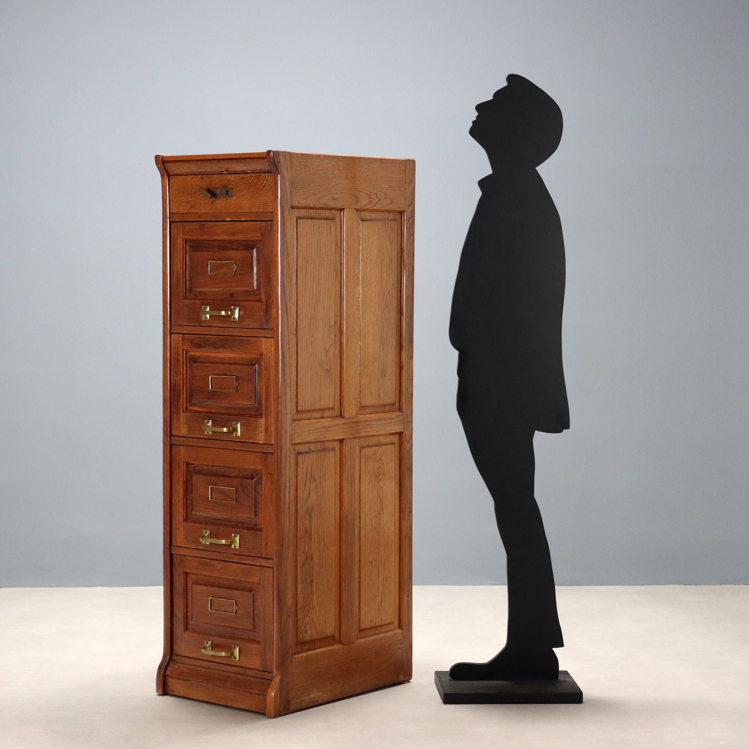  | Antiques  Chest of Drawers & Commodes