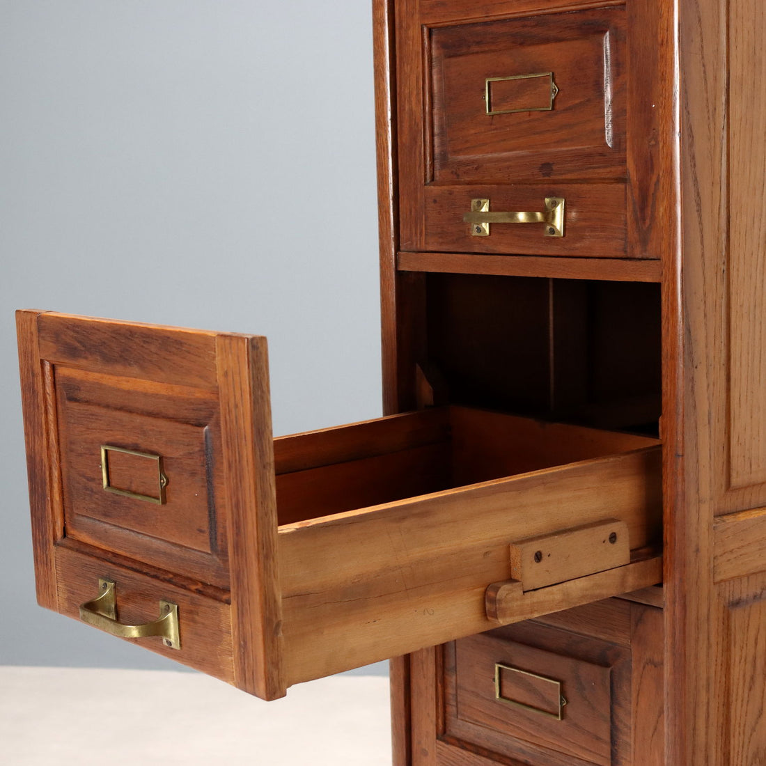  | Antiques  Chest of Drawers & Commodes