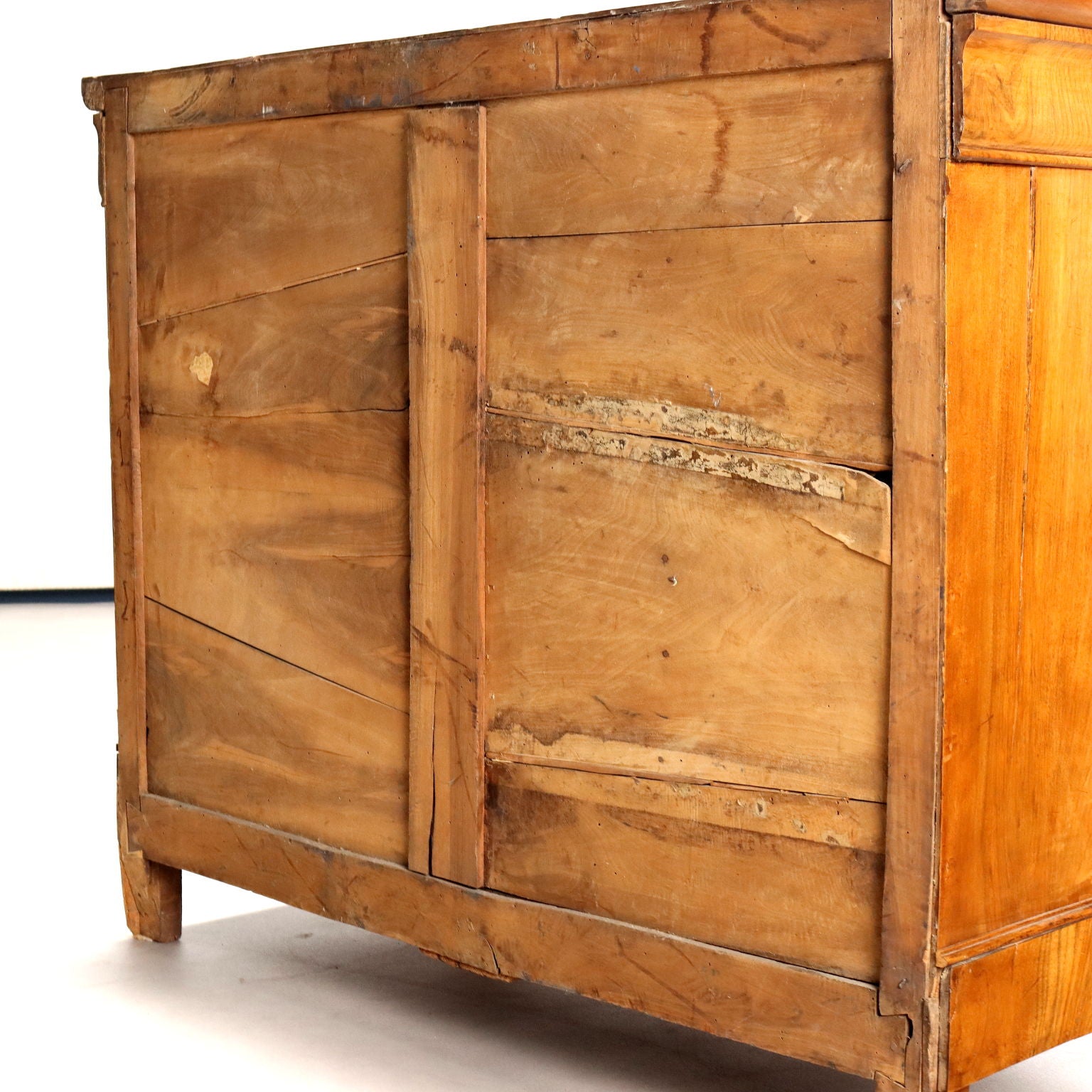  | Antiques  Chest of Drawers & Commodes