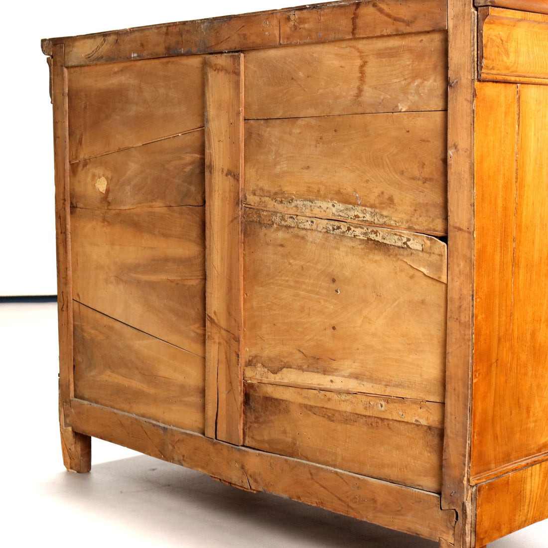  | Antiques  Chest of Drawers & Commodes