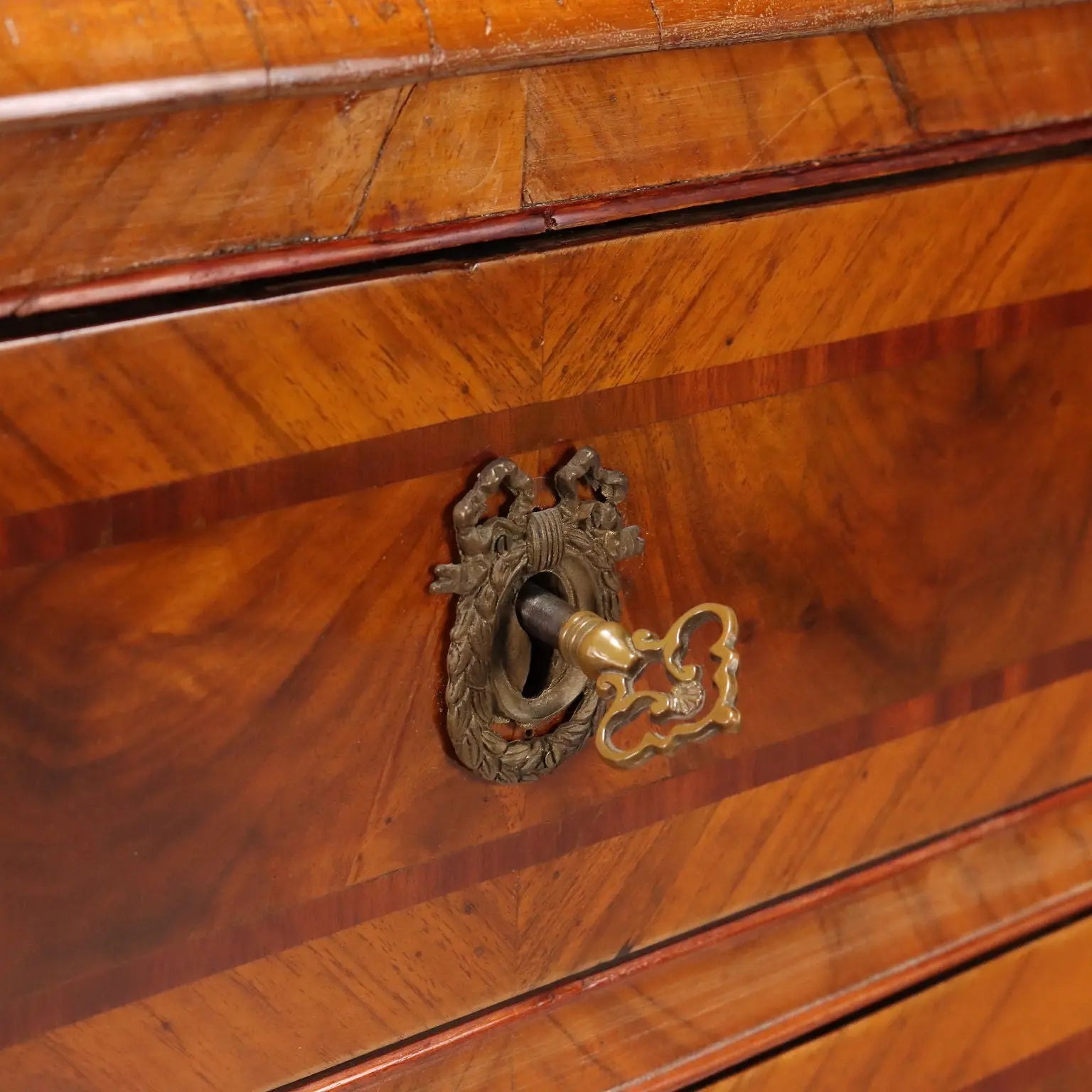 Antique Chest of Drawers Neo-Classical Poplar Italy XVIII Century - Tuscany, Late XVIII Century | Antiques | Chest of Drawers & Commodes