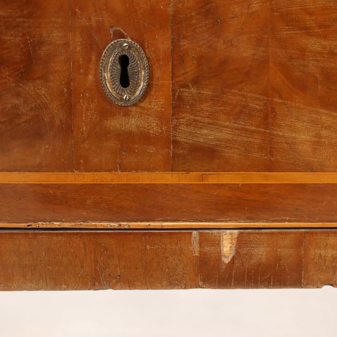 Antique Chest of Drawers Neoclassical Mahogany Italy XVIII Century - Italy, Third Quarter XVIII Century | Antiques | Chest of Drawers & Commodes