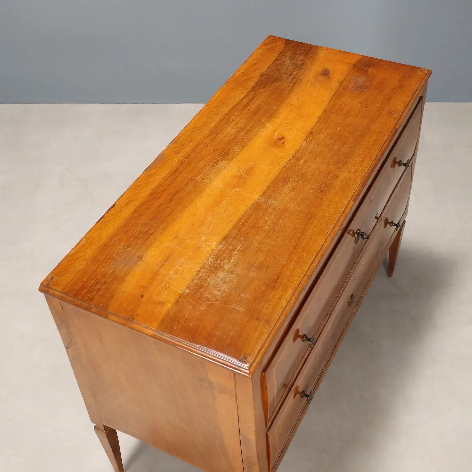 Antique Chest of Drawers Neoclassical Mahogany Italy XVIII Century - Italy, Third Quarter XVIII Century | Antiques | Chest of Drawers & Commodes