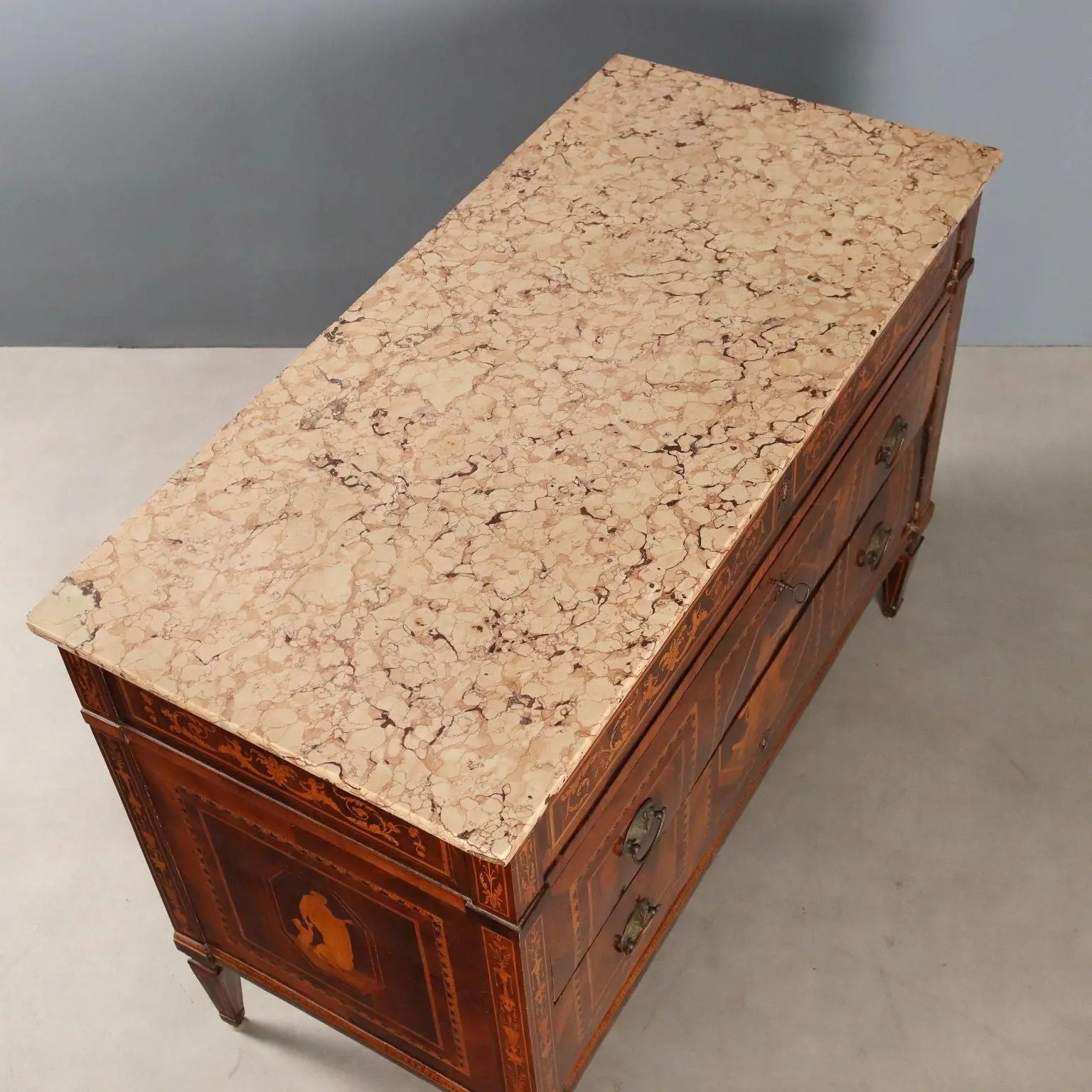 Antique Chest of Drawers Neoclassical 3 Drawers Italy XVIII Century - Italy, Late XVIII Century | Antiques | Chest of Drawers & Commodes