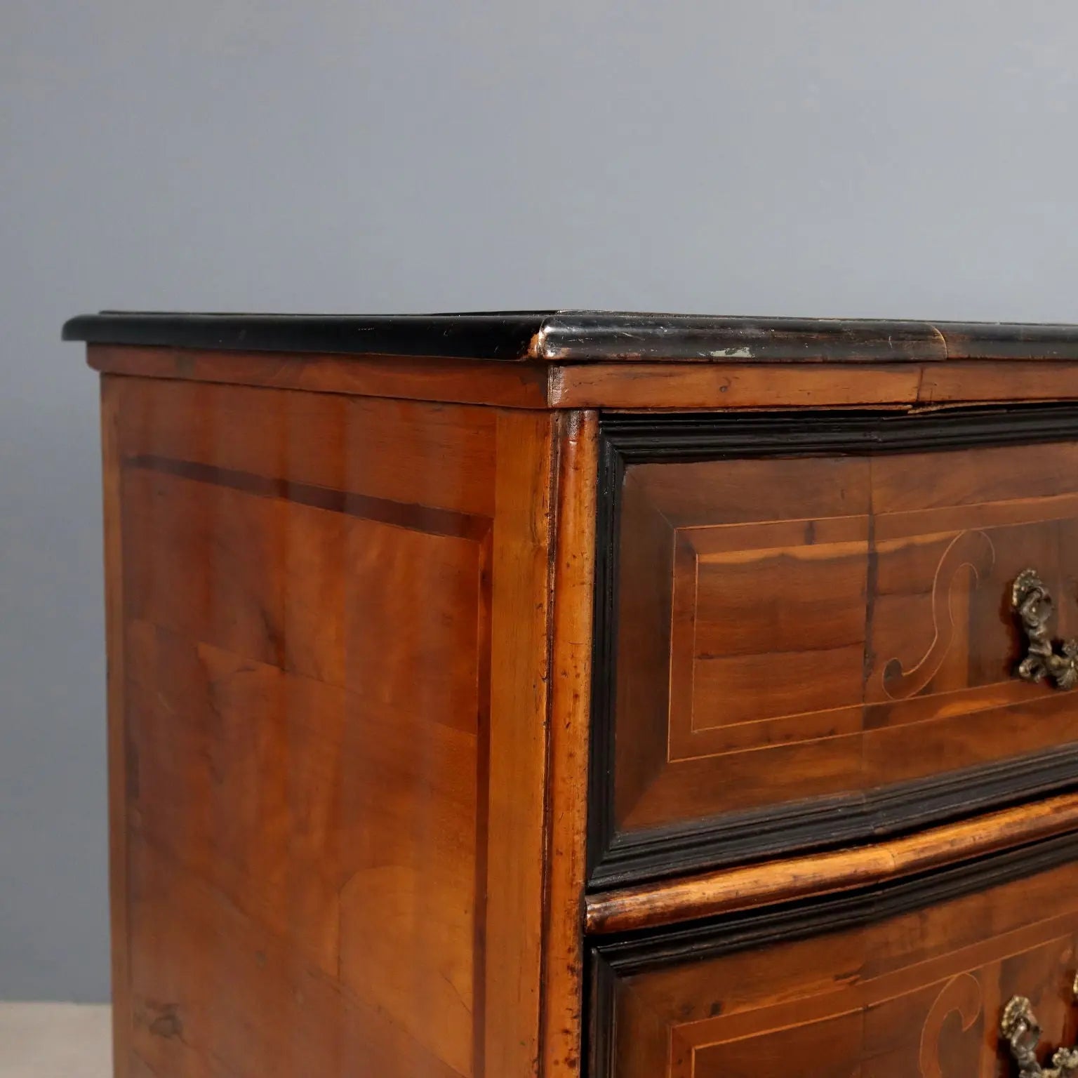 Antique Chest of Drawers Baroque 3 Drawers Italy XVIII Century - Italy, Early XVIII Century | Antiques | Chest of Drawers & Commodes