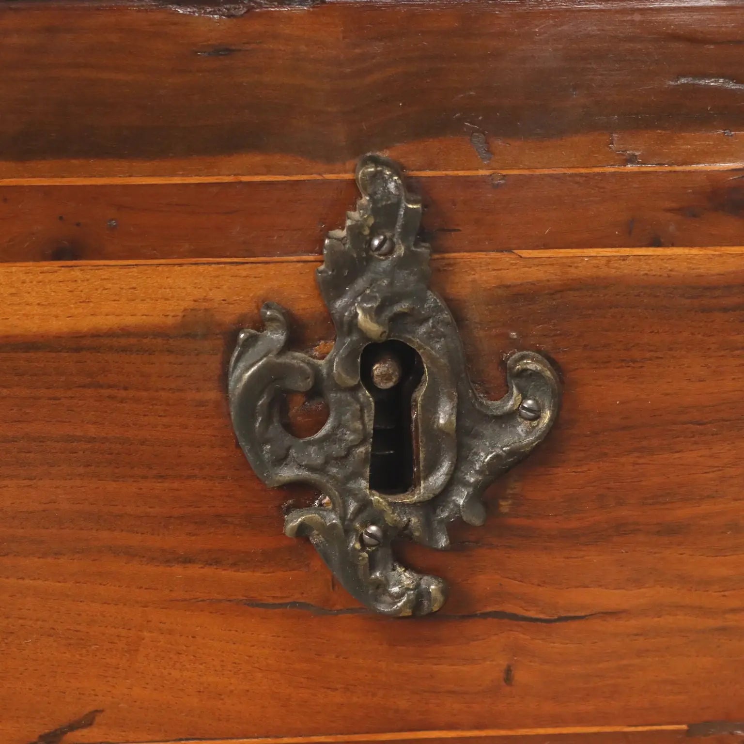 Antique Chest of Drawers Baroque 3 Drawers Italy XVIII Century - Italy, Early XVIII Century | Antiques | Chest of Drawers & Commodes