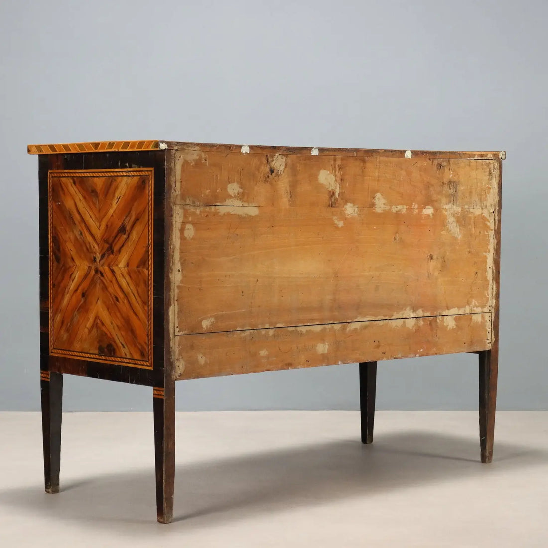 Antique Chest of Drawers Poplar Bois de Violette XVIII Century - Tuscany, Second Half XVIII Century | Antiques  Chest of Drawers & Commodes