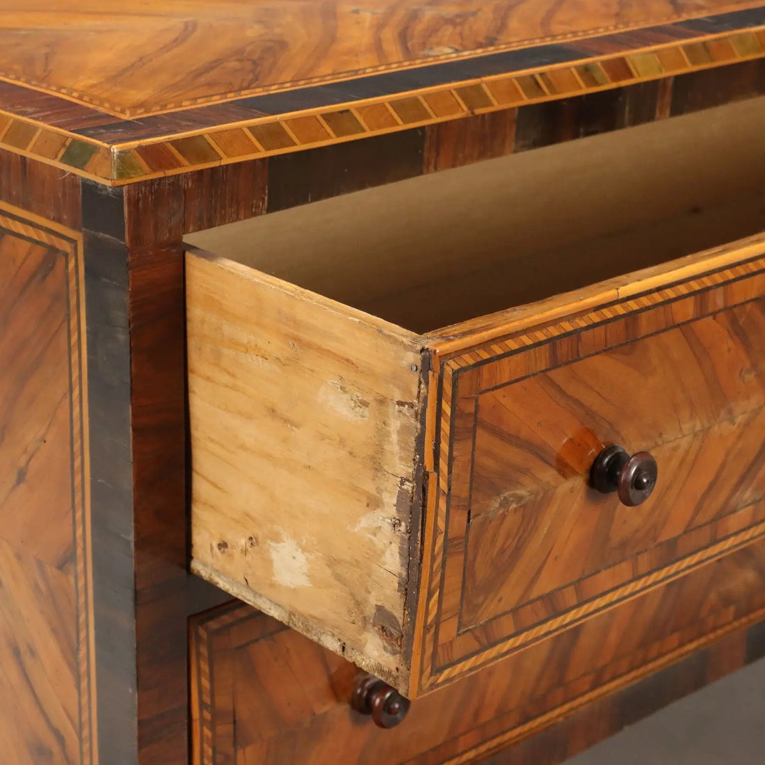 Antique Chest of Drawers Poplar Bois de Violette XVIII Century - Tuscany, Second Half XVIII Century | Antiques  Chest of Drawers & Commodes