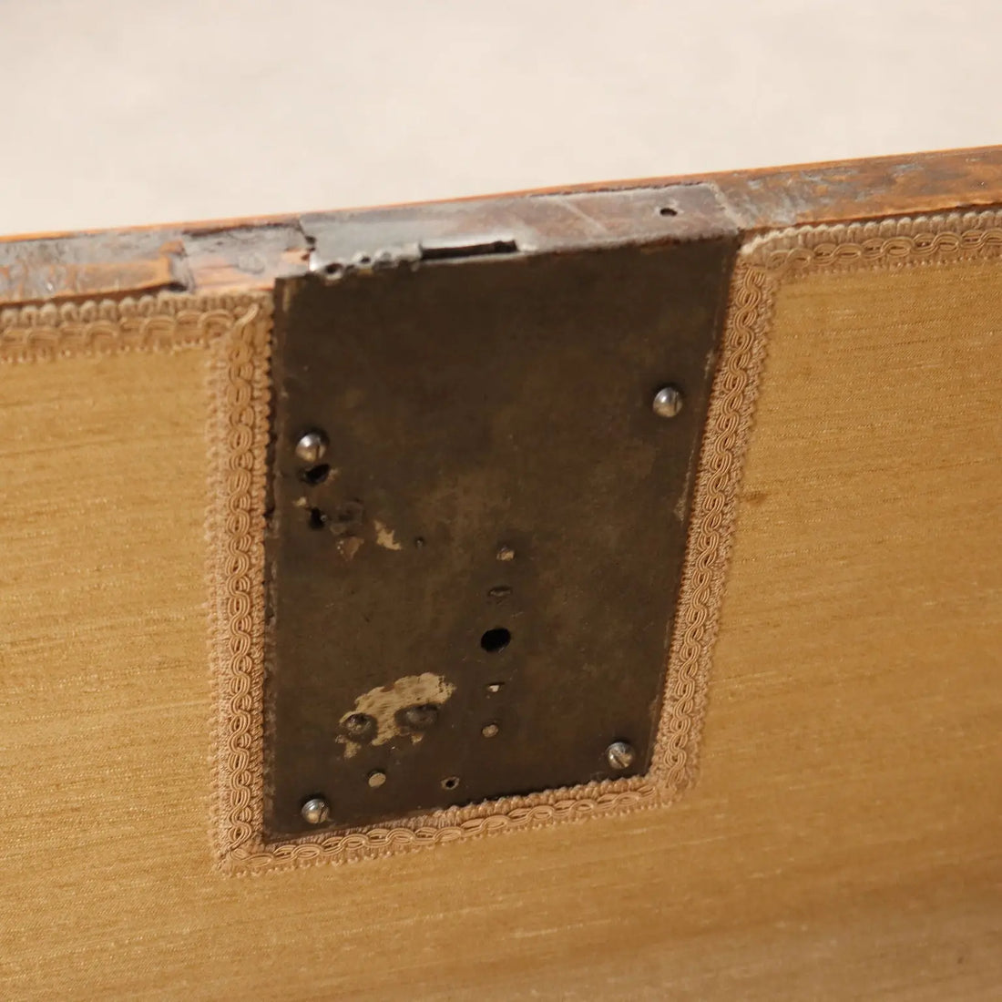 Antique Chest of Drawers Poplar Bois de Violette XVIII Century - Tuscany, Second Half XVIII Century | Antiques  Chest of Drawers & Commodes