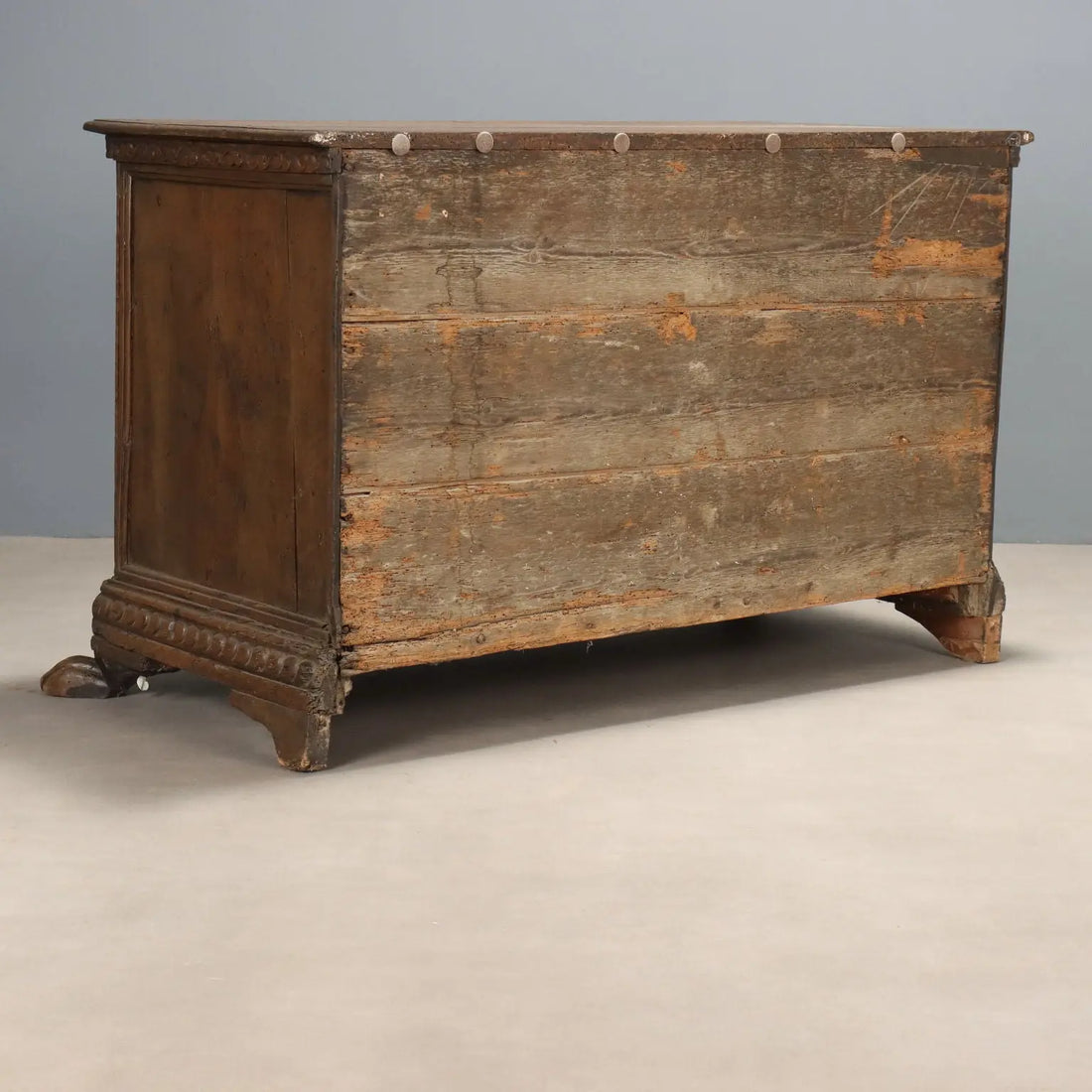 Antique Chest of Drawers Baroque Carved Walnut XVIII Century - Italy, XVIII Century | Antiques | Chest of Drawers & Commodes