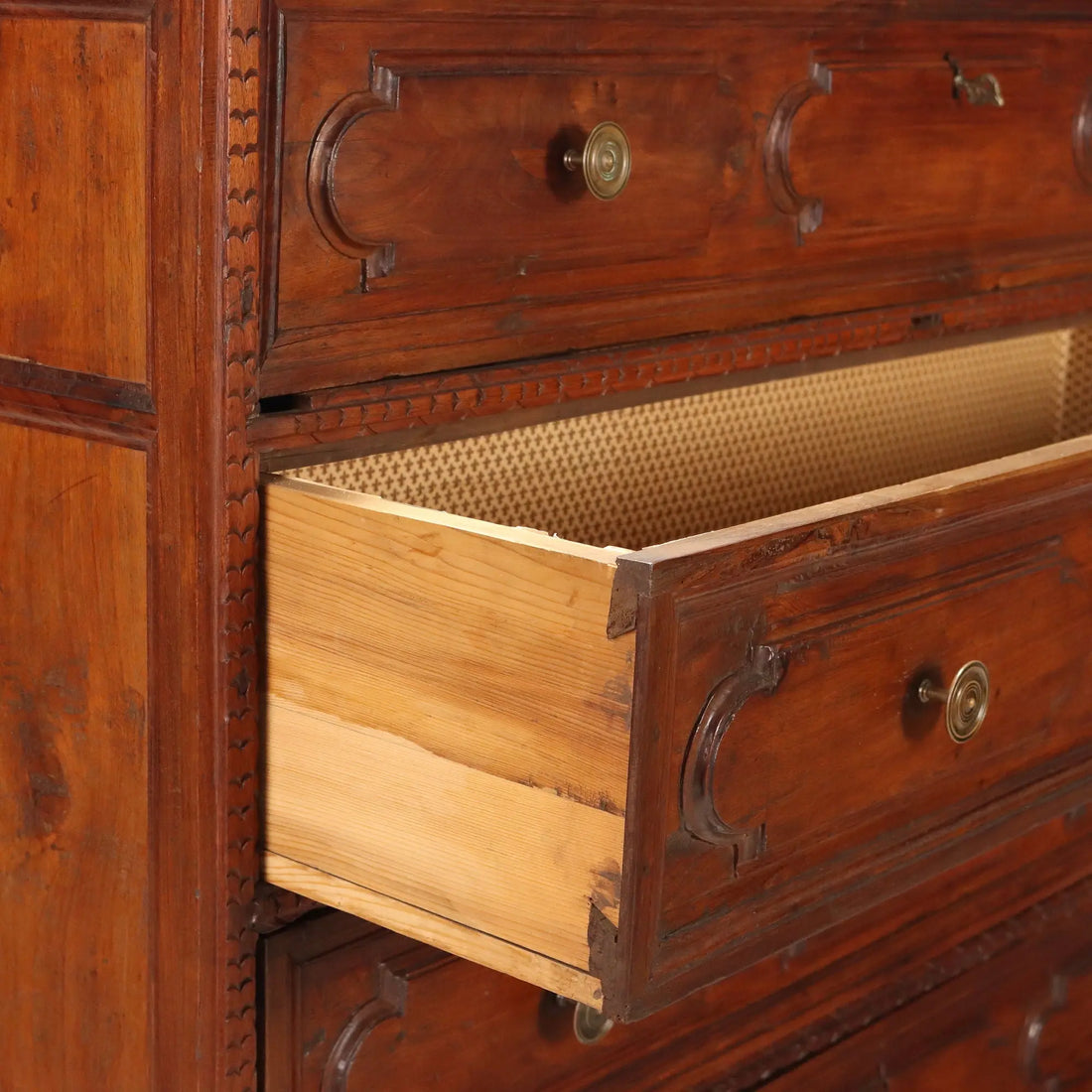 Antique Chest of Drawers Baroque Walnut 4 Drawers XVII Century