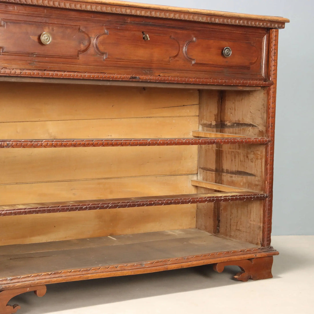Antique Chest of Drawers Baroque Walnut 4 Drawers XVII Century