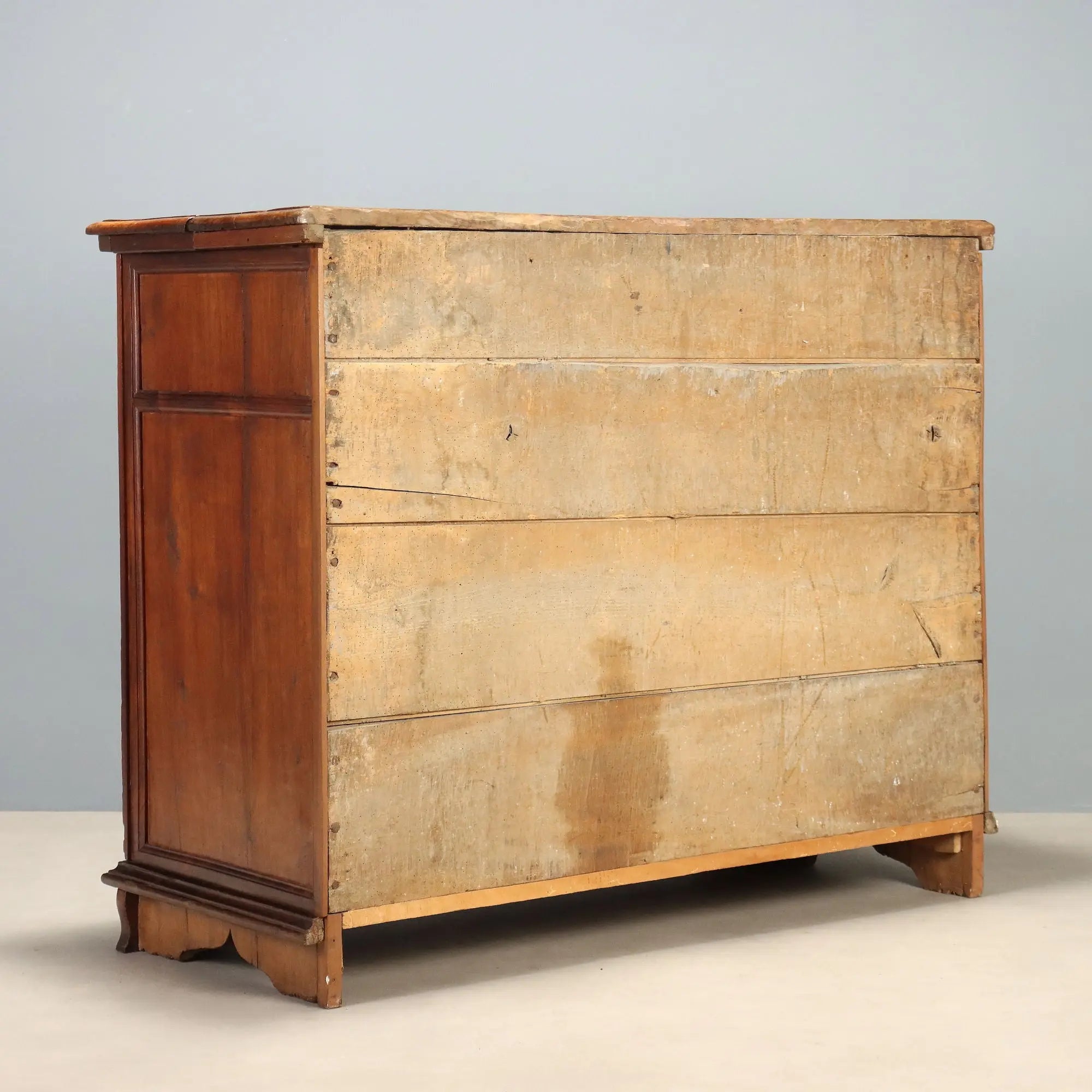 Antique Chest of Drawers Baroque Walnut 4 Drawers XVII Century