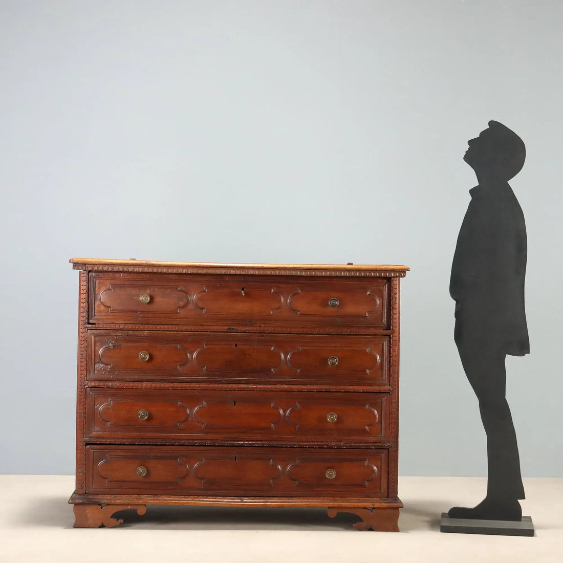 Antique Chest of Drawers Baroque Walnut 4 Drawers XVII Century