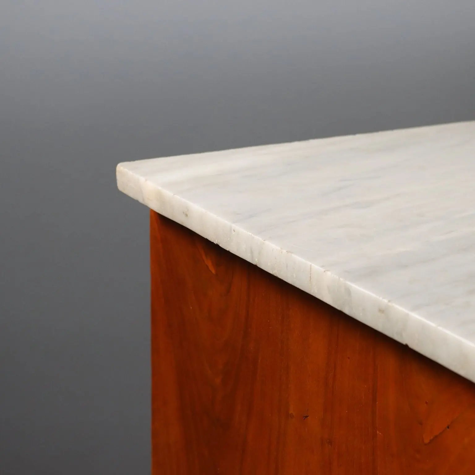 Antique Mahogany Chest with Marble, 19th Century