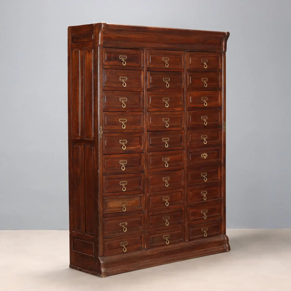 Oak Chest of Drawers - Italy Early 20th Century