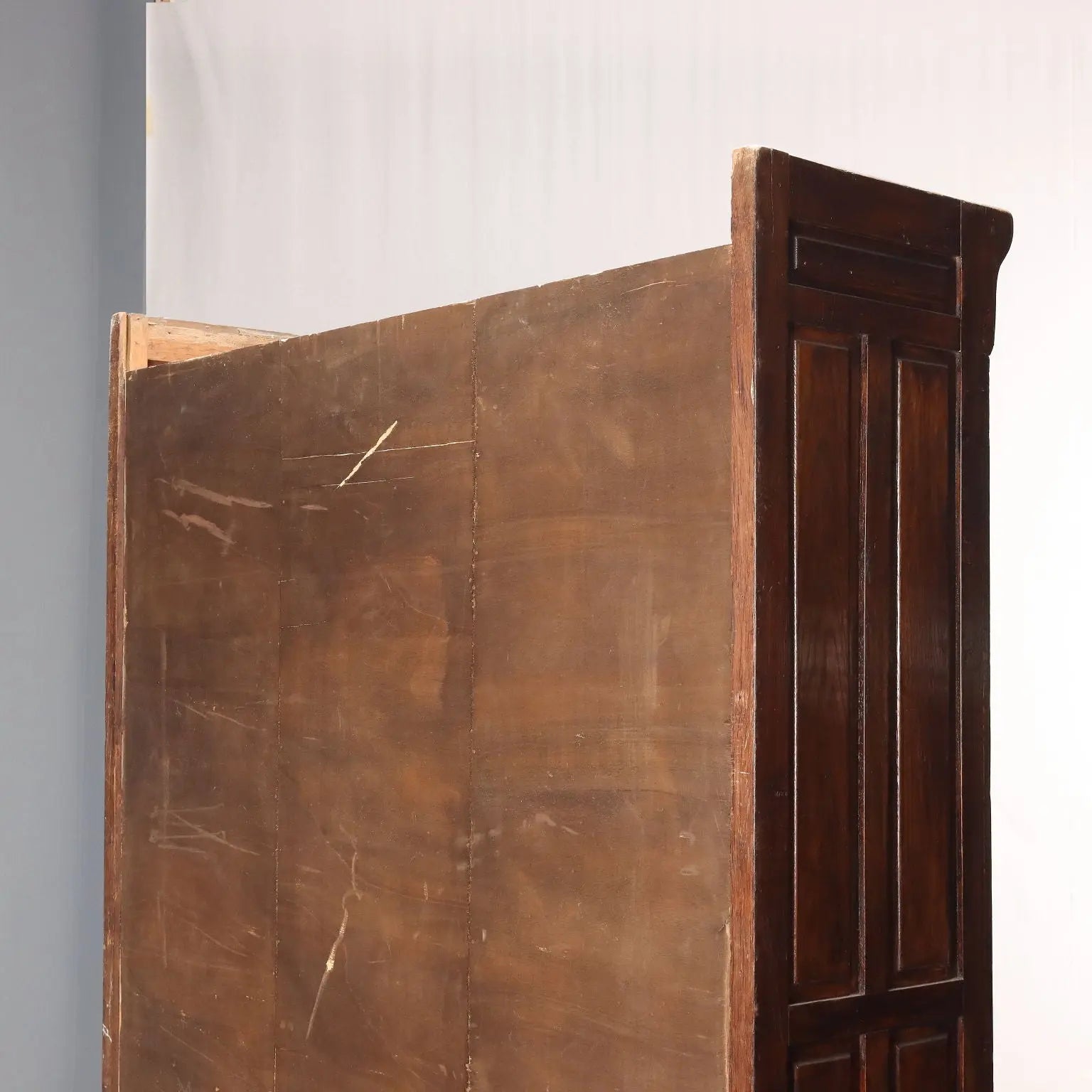 Oak Chest of Drawers - Italy Early 20th Century
