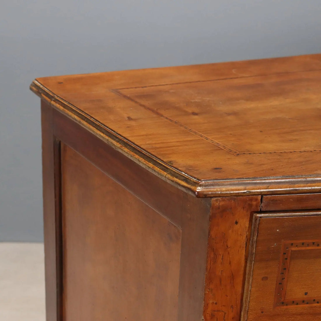Antique Chest of Drawers Walnut 5 Drawers Italy XIX Century - Italy, XIX Century | Antiques | Chest of Drawers & Commodes
