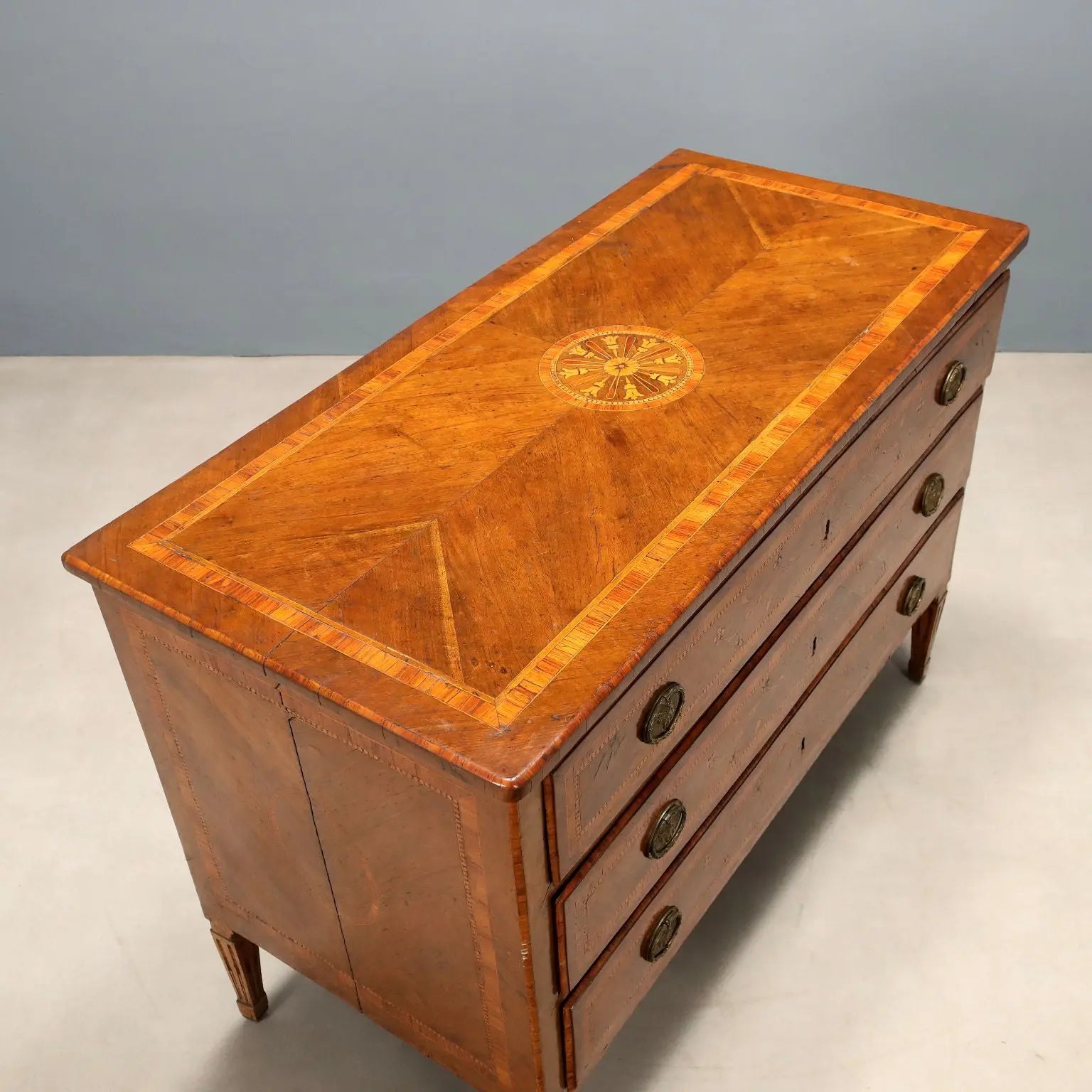 Antique Chest of Drawers Neoclassical Style Walnut XVIII Century