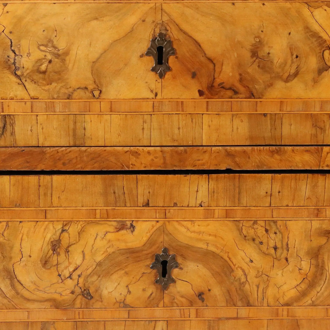 Antique Chest of Drawers Walnut Burl Italy XVIII Century