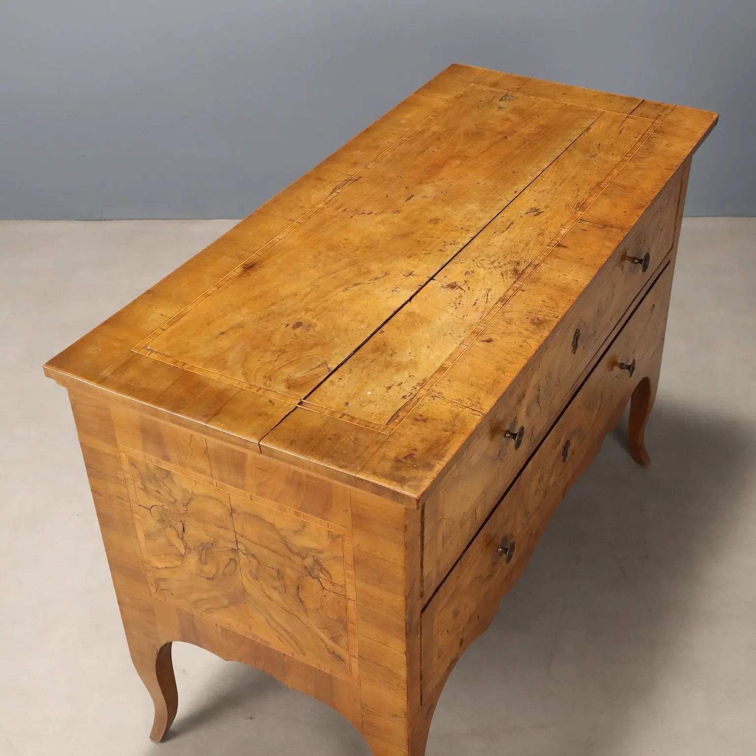 Antique Chest of Drawers Walnut Burl Italy XVIII Century