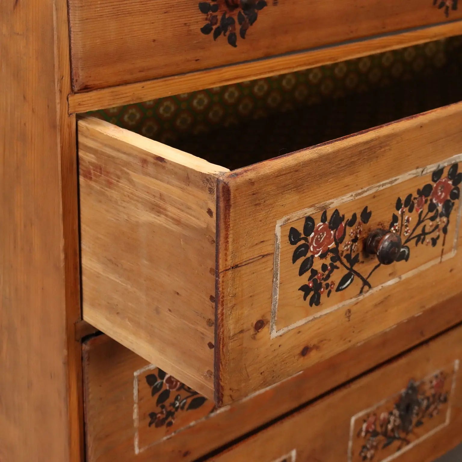 Antique Chest of Drawers Fir 4 Drawers Italy XIX Century