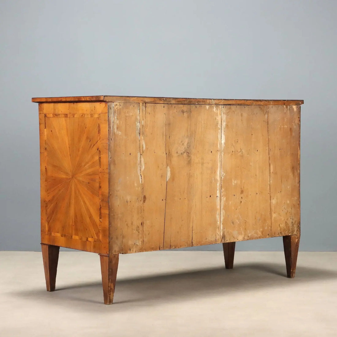 Neoclassical Walnut Chest - Emilia, 1700