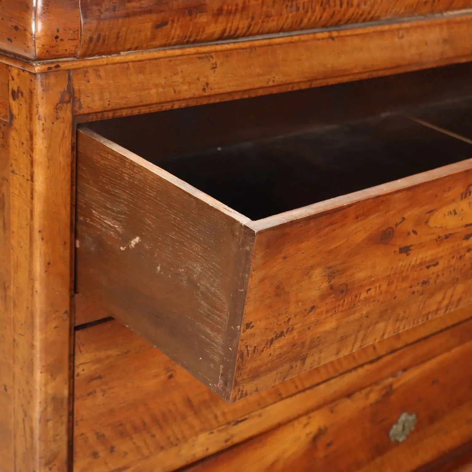 Carlo X Walnut Chest of Drawers - Italy 19th Century