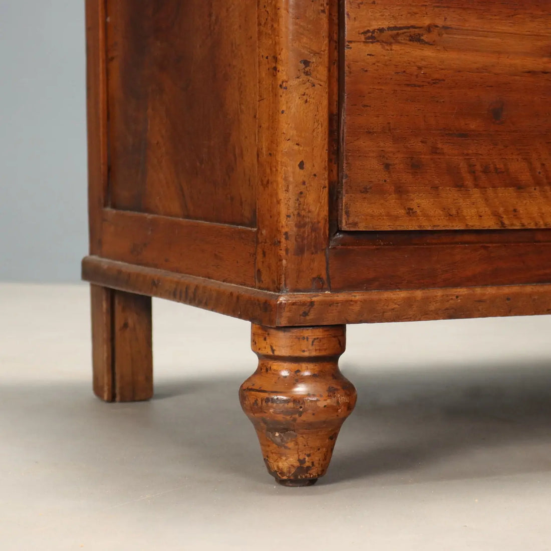 Carlo X Walnut Chest of Drawers - Italy 19th Century