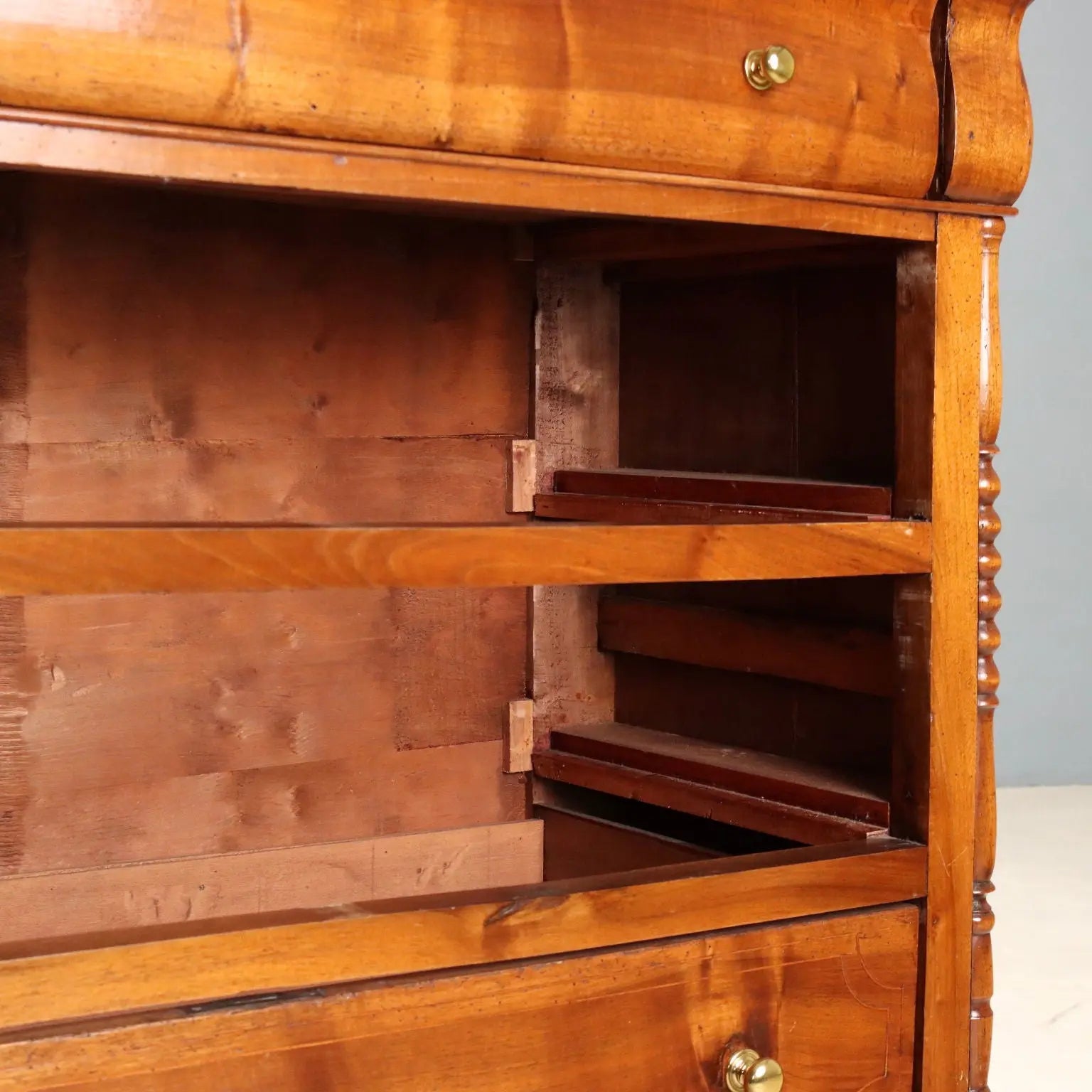 Antique Chest of Drawers Louis Philippe Walnut Italy XIX Century