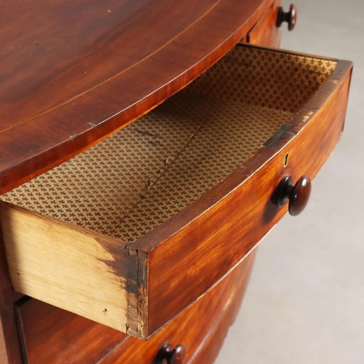 Antique Chest of Drawers Mahogany 4 Drawers Italy XIX Century