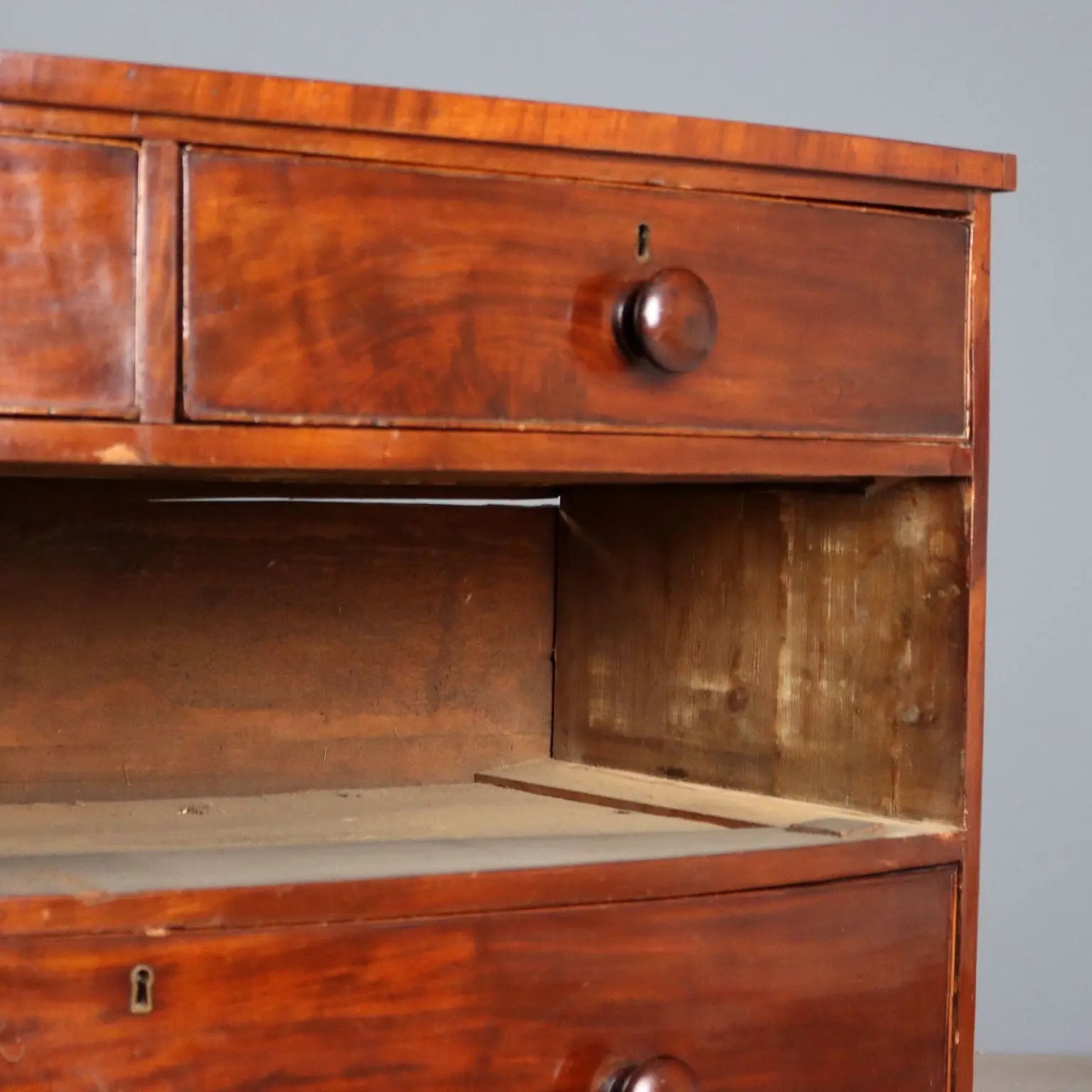 Antique Chest of Drawers Mahogany 4 Drawers Italy XIX Century