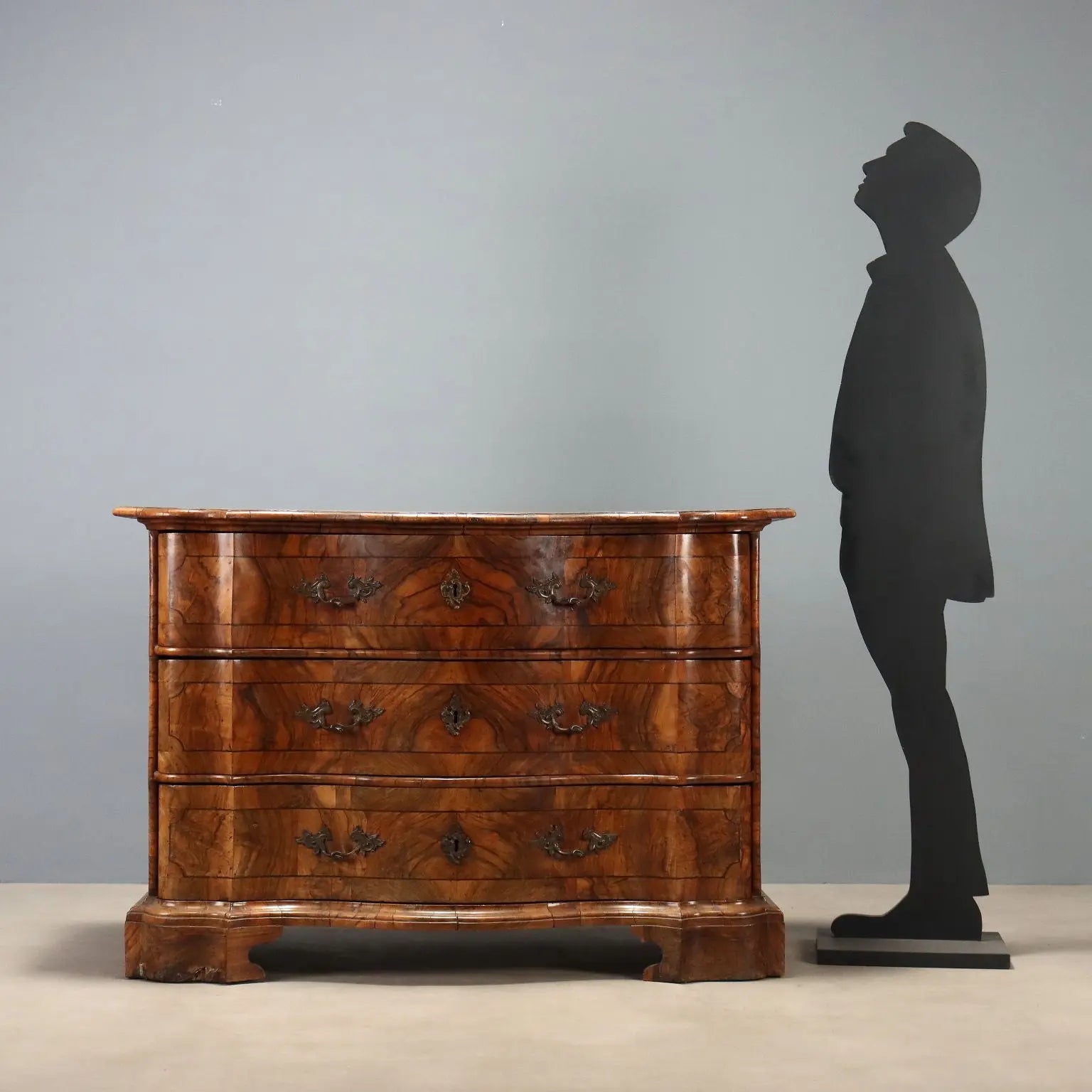 Baroque Walnut Canterano with Gilded Bronze