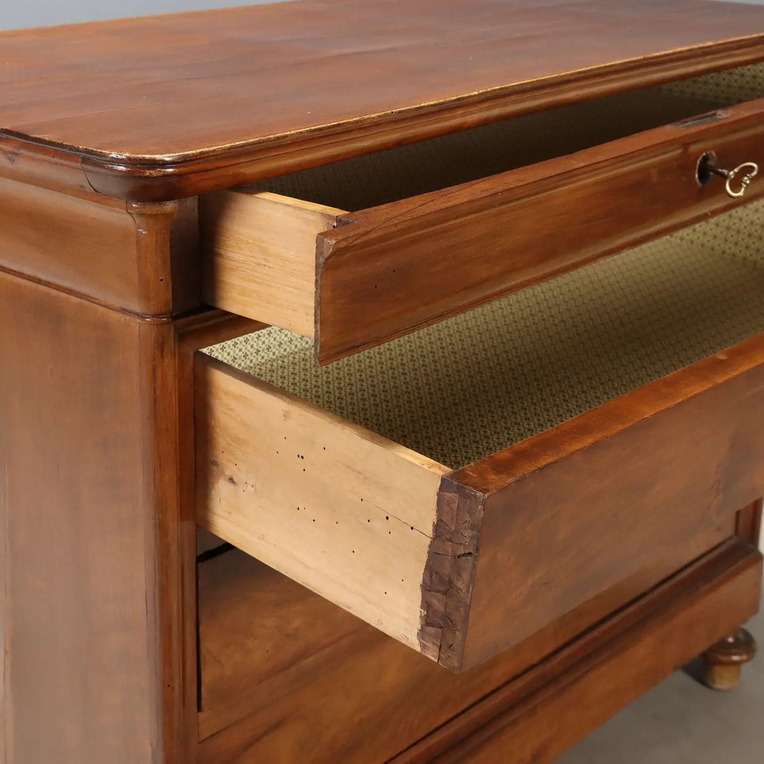 Antique Chest of Drawers Louis Philippe Walnut Italy XIX Century