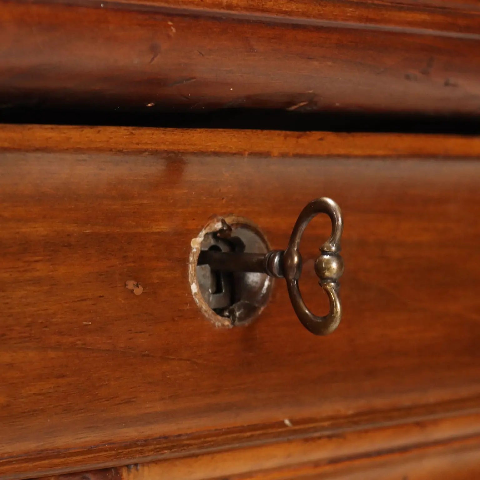 Antique Chest of Drawers Louis Philippe Walnut Italy XIX Century