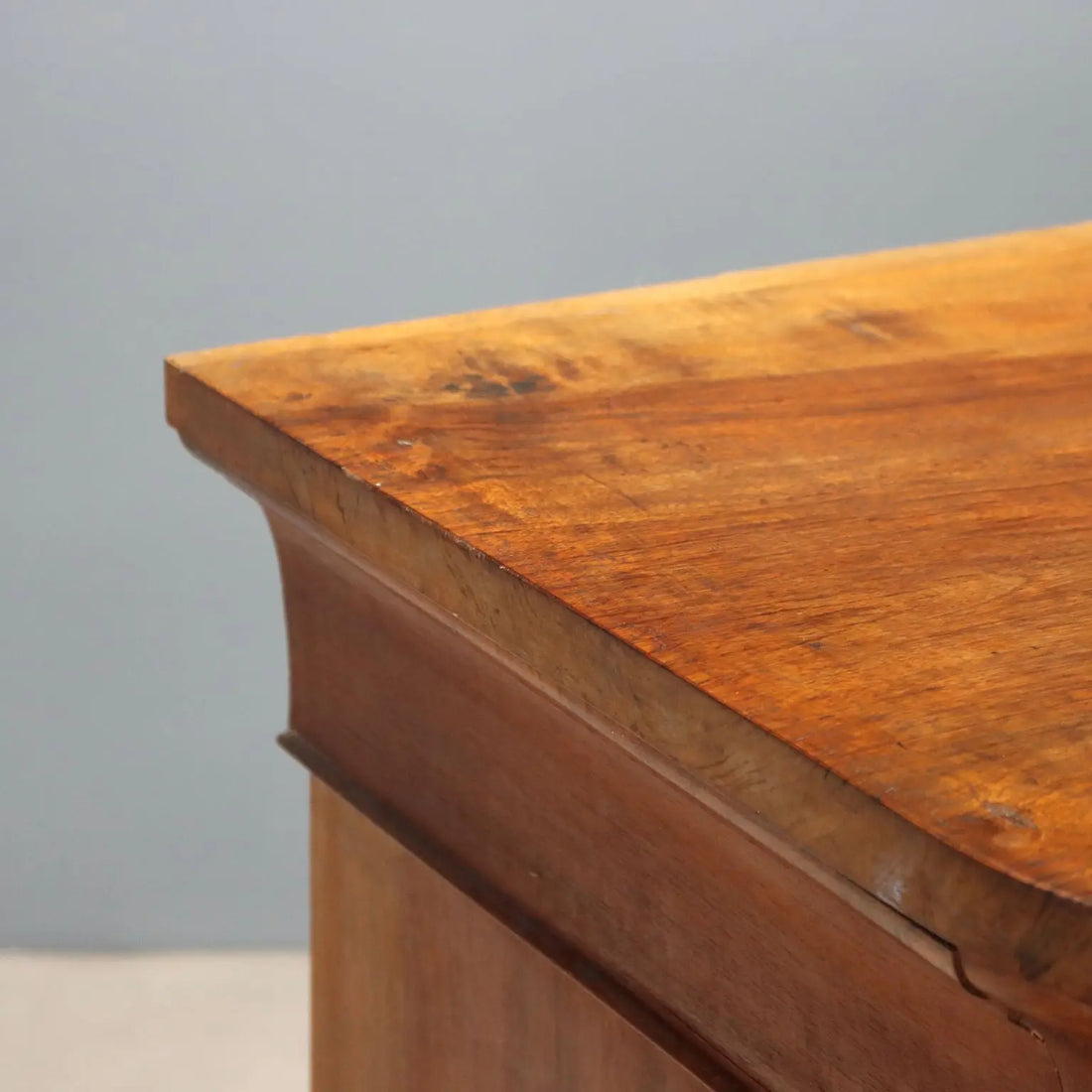 Antique Chest of Drawers Walnut 4 Drawers Italy XIX Century