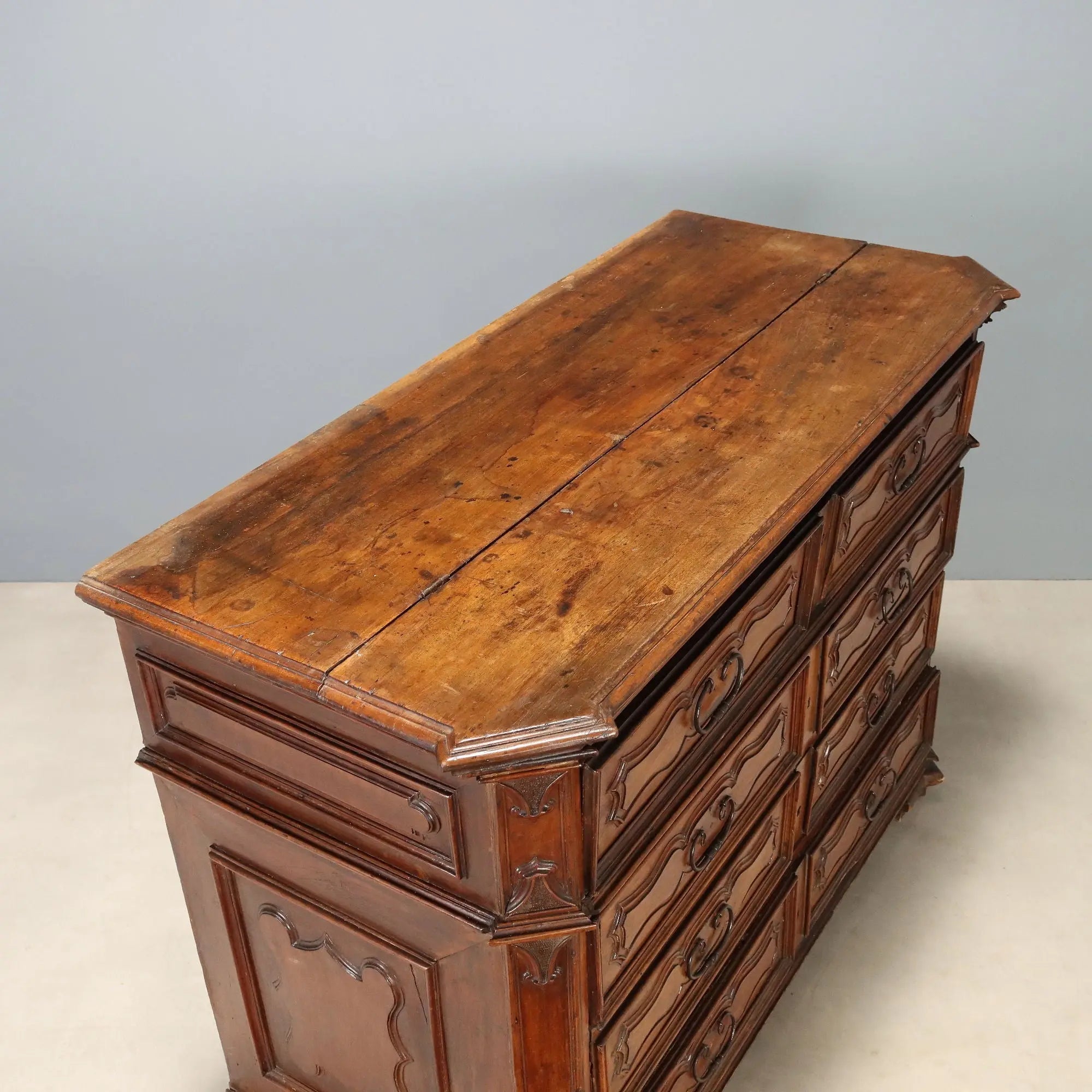 Antique Chest of Drawers Baroque Walnut Drawers Italy XVIII Century