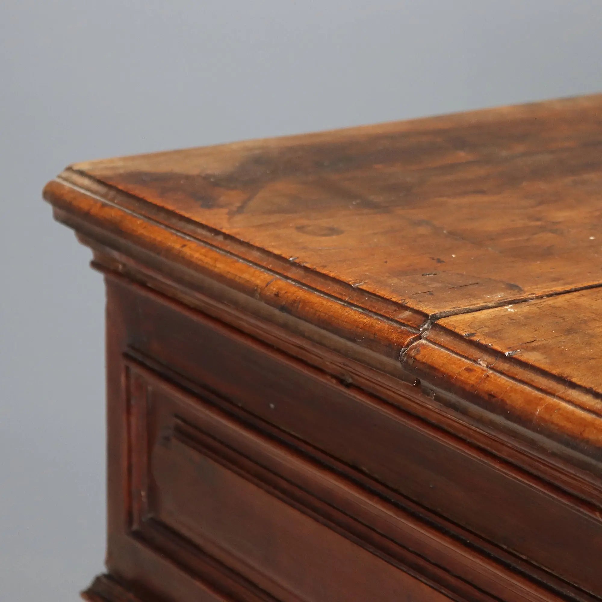 Antique Chest of Drawers Baroque Walnut Drawers Italy XVIII Century