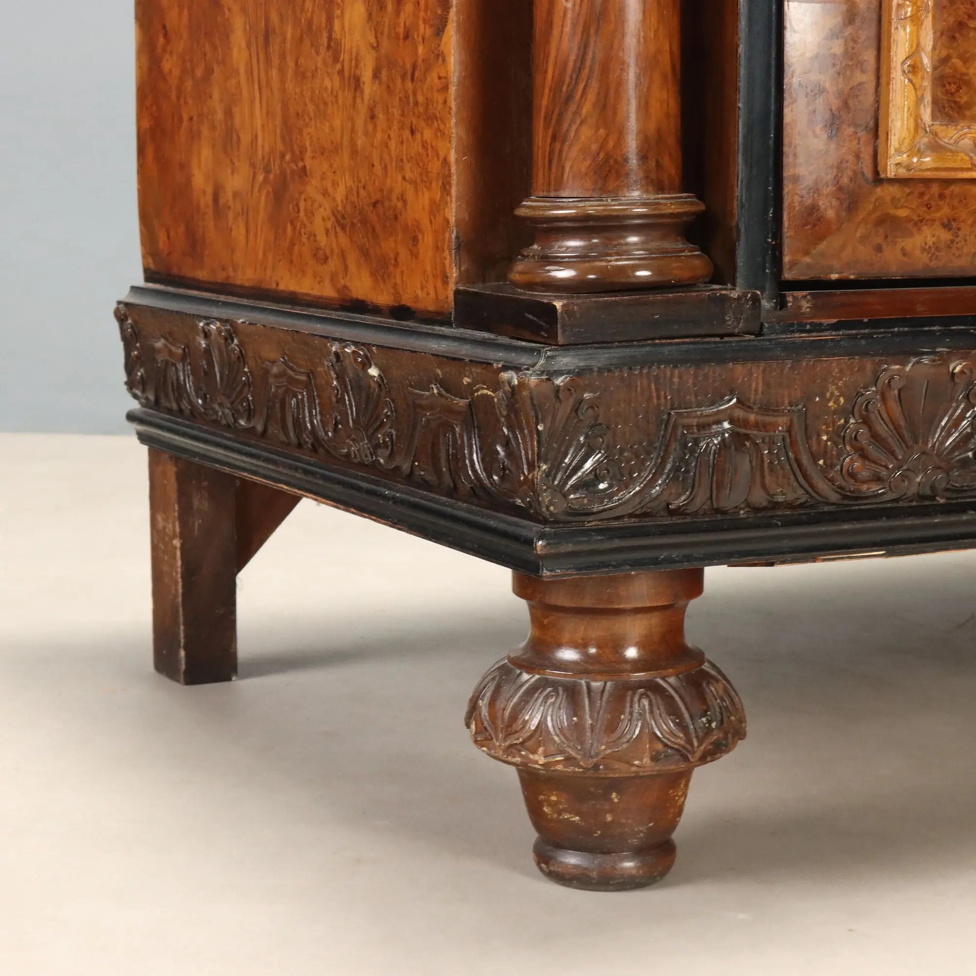 Antique Chest of Drawers Walnut Burl Marble Top Italy XX Century