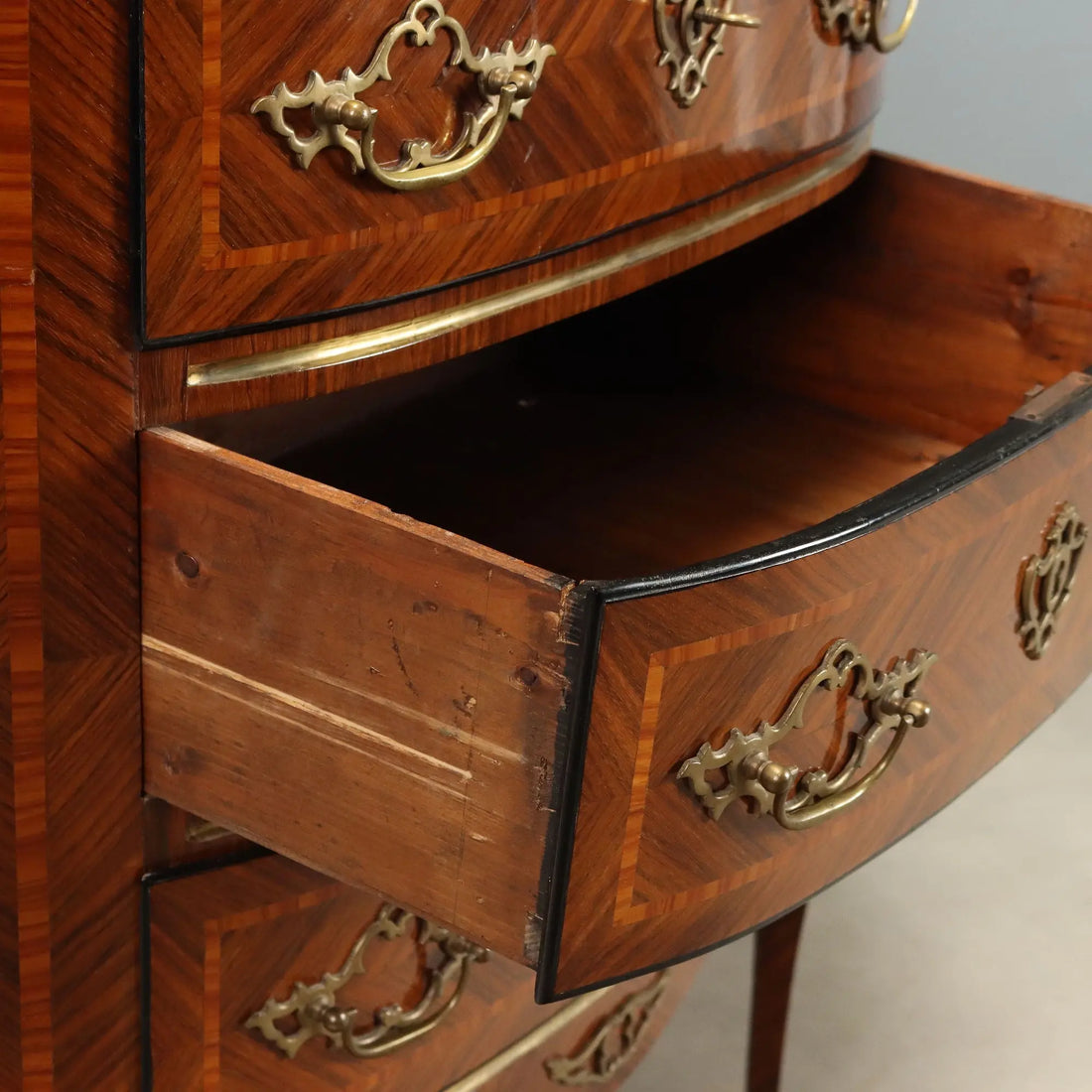 Antique Chest of Drawers Bois de Rose 3 Drawers Italy XX Century