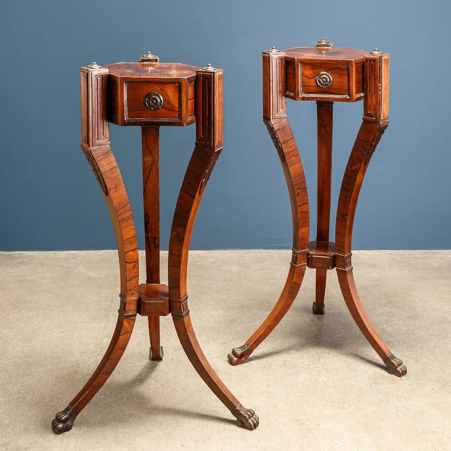 Pair of Antique Trypods Rosewood England XIX Century - England First Quarter XIX Century | Antiques | Bedside Tables