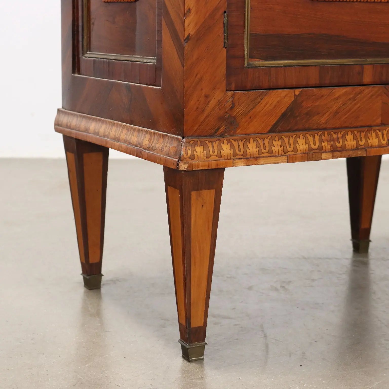Antique Bedside Table Neoclassical Maple Italy XVIII Century - Italy, Late XVIII Century | Antiques | Bedside Tables