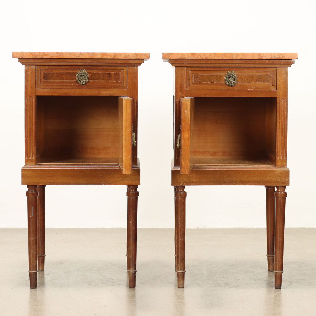 Antique Bedside Tables Neoclassical Style Mahogany XX Century - Italy, Early XX Century | Antiques  Bedside Tables