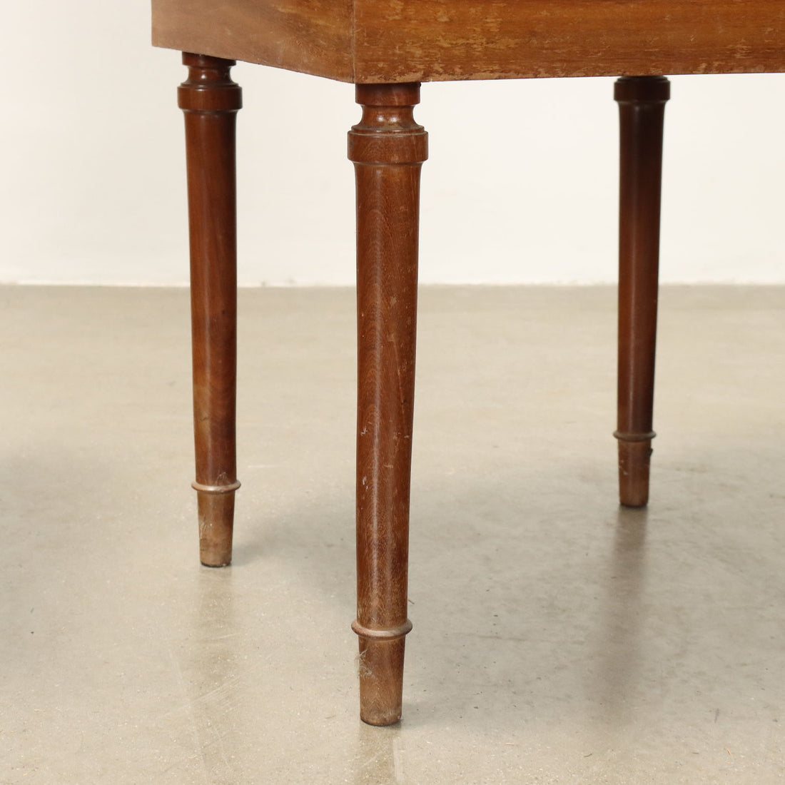 Antique Bedside Tables Neoclassical Style Mahogany XX Century - Italy, Early XX Century | Antiques  Bedside Tables