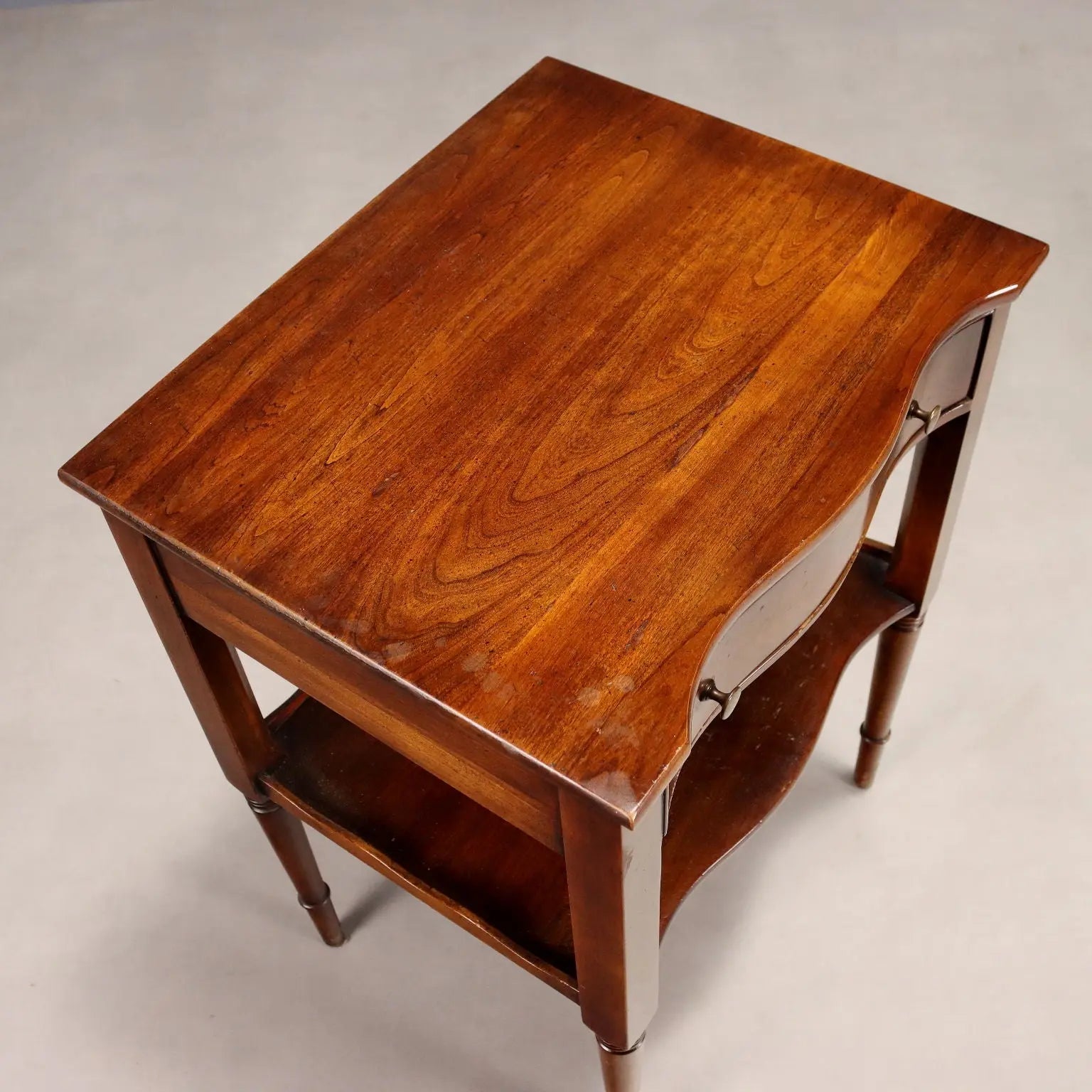 Antique Bedside Tables Statton Trutype Americana XX Century - Maryland-USA XX Century | Antiques | Bedside Tables