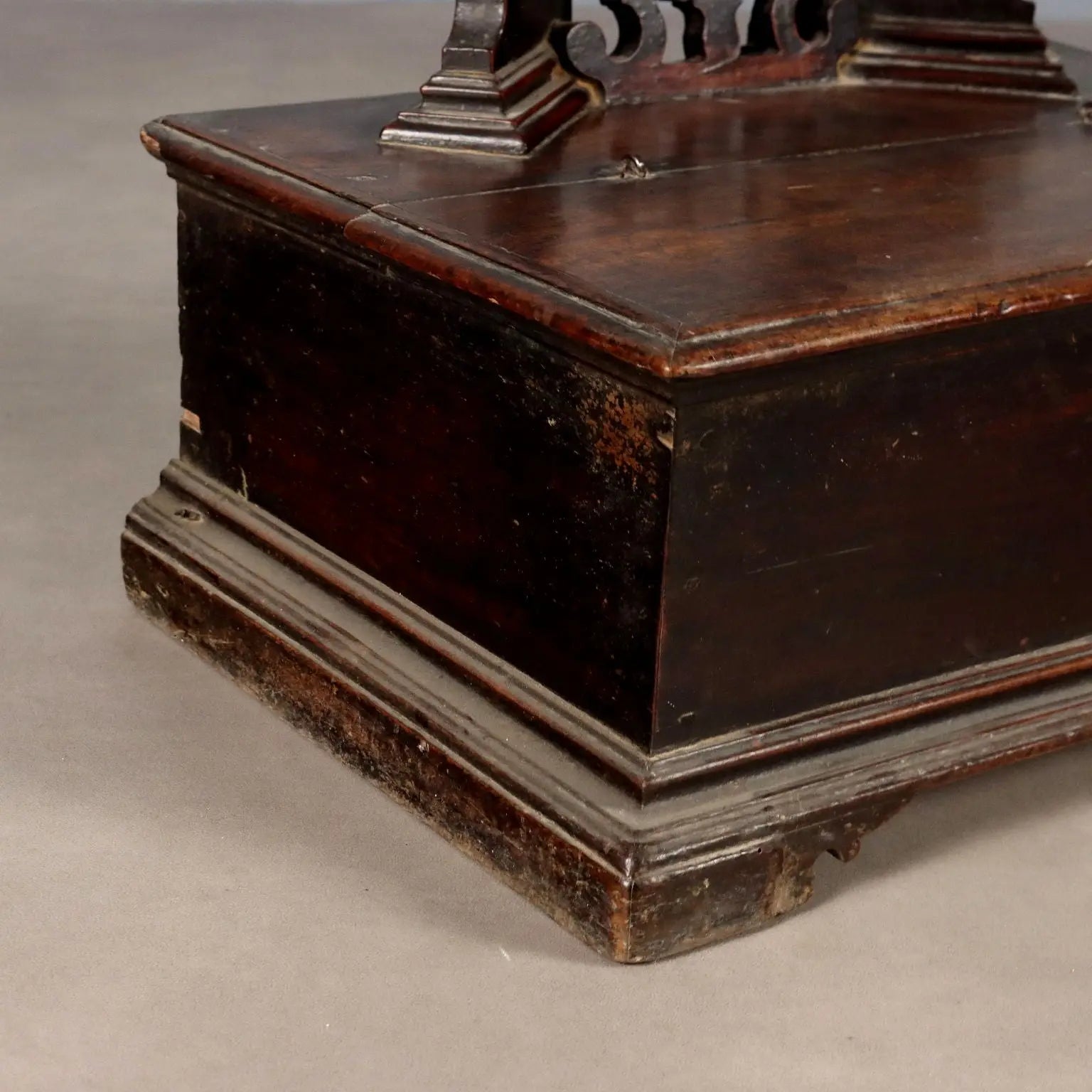 Antique Prayer Desk Baroque Cherrywood Italy XVII Century - Central Italy, XVII Century | Antiques | Bedside Tables