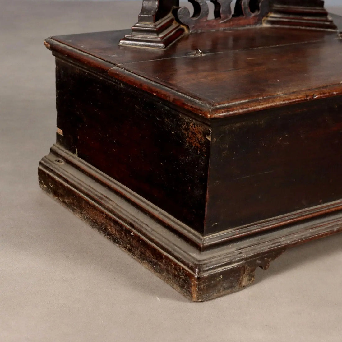 Antique Prayer Desk Baroque Cherrywood Italy XVII Century - Central Italy, XVII Century | Antiques | Bedside Tables
