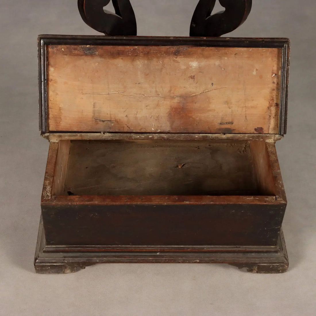 Antique Prayer Desk Baroque Cherrywood Italy XVII Century - Central Italy, XVII Century | Antiques | Bedside Tables