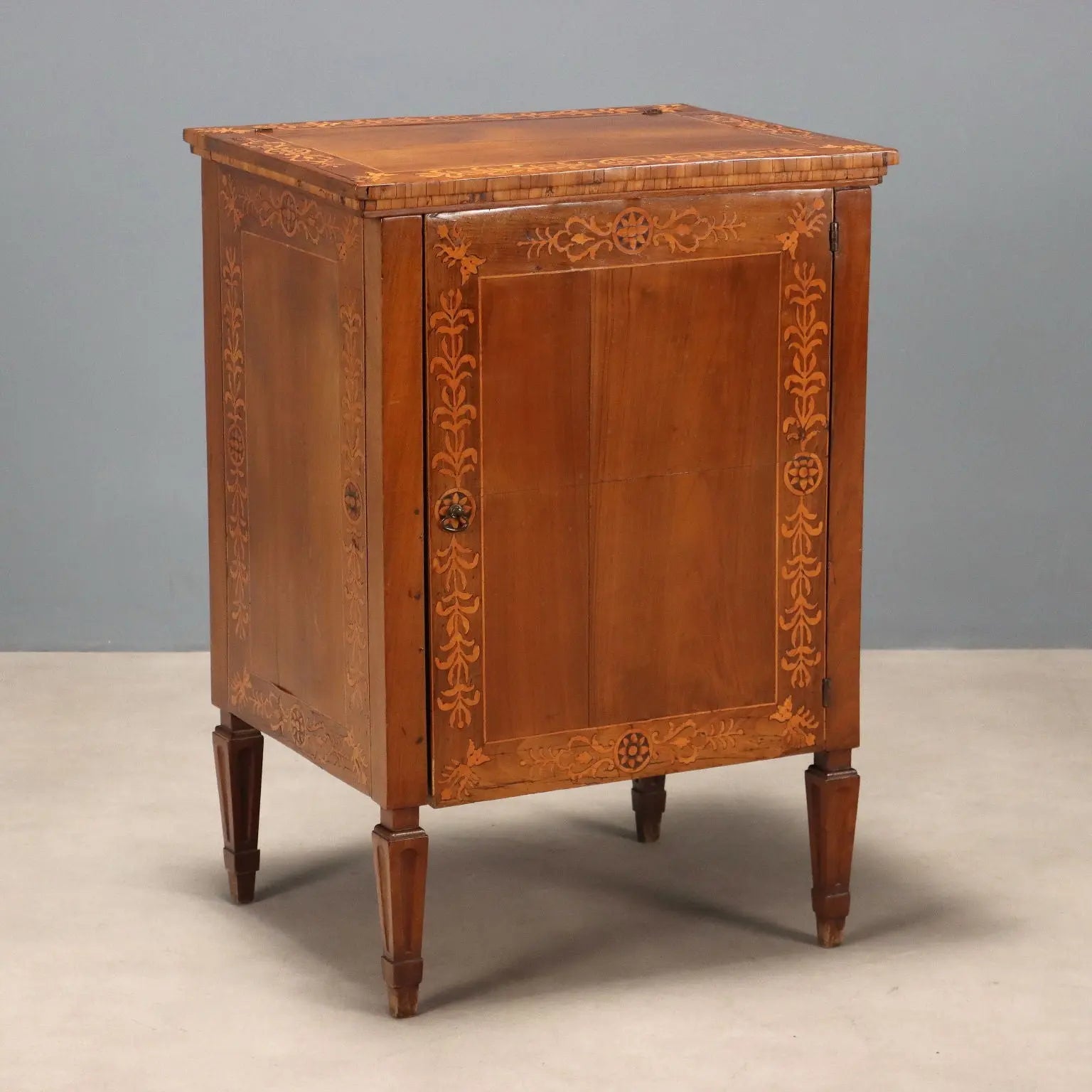 Antique Bedside Table Walnut Maple Bar Cabinet XIX Century - Italy, Late XIX Century | Antiques | Bedside Tables